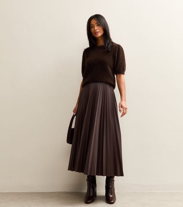 New Look Women's Petite Dark Brown Faux Leather Pleated Midi Skirt New Look - 3