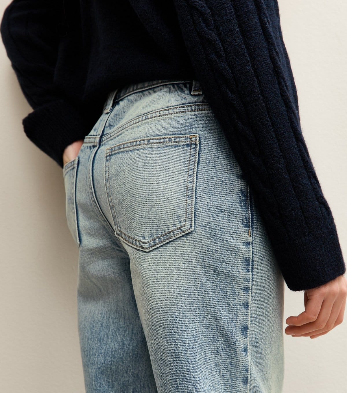 New Look Girls' Light Blue Wash Straight Leg Jeans New Look - 4