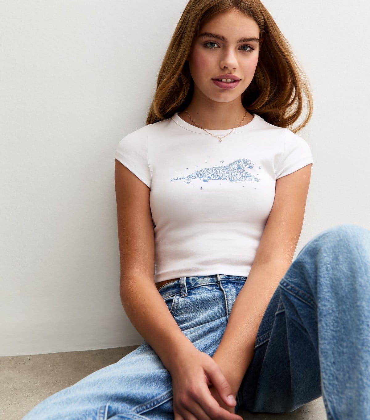 New Look White Leopard Print Cap Sleeve Cropped T-Shirt