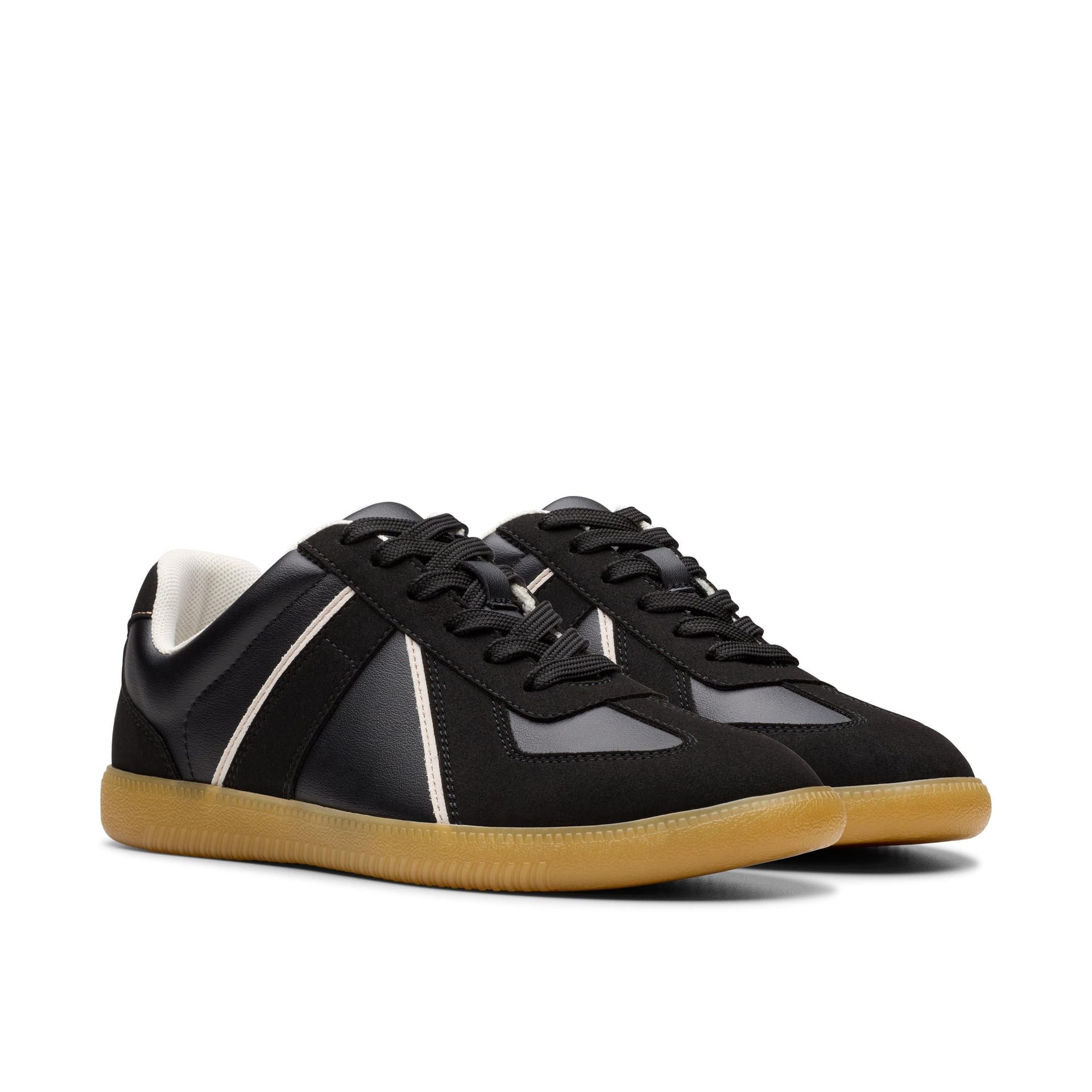 Clarks Clarks Women's Nykole Step Black Trainers - 4