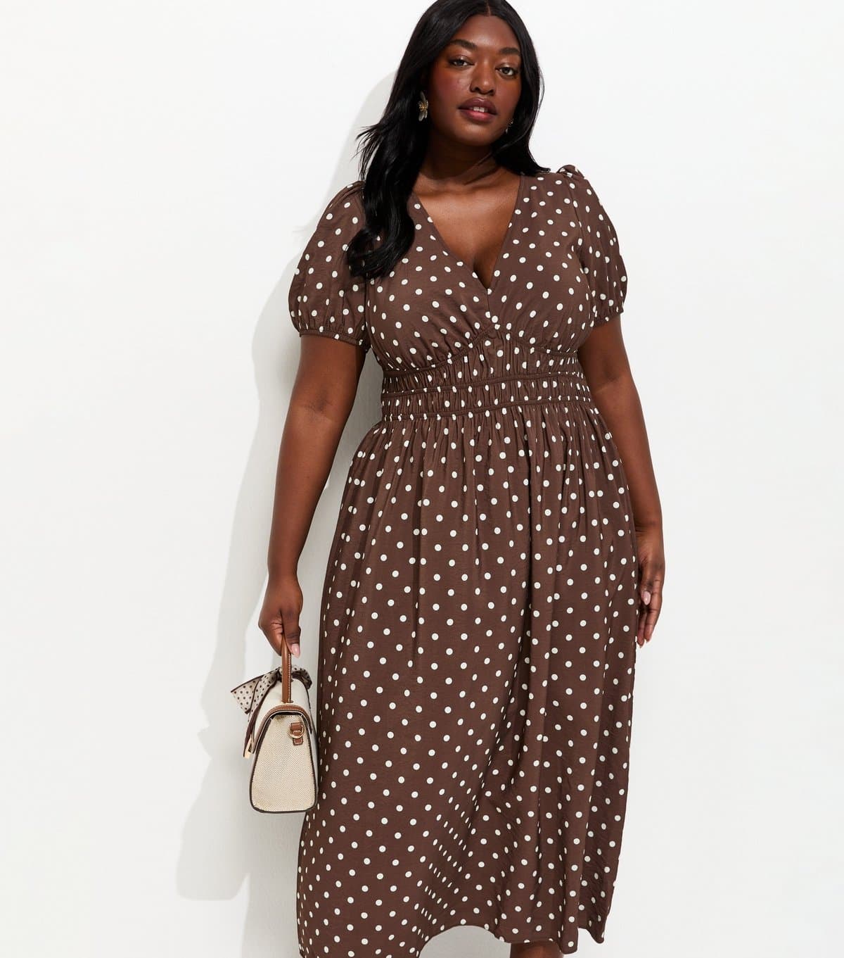 New Look Women's Plus Size Brown Spot Print Ruched Waist V-Neck Midi Dress Curves New Look