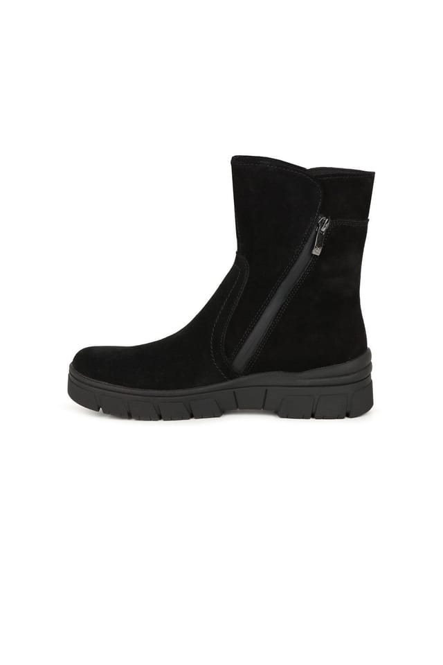 Caprice Caprice Women's 'Sara' Waterproof Ankle Boots in Black - 2