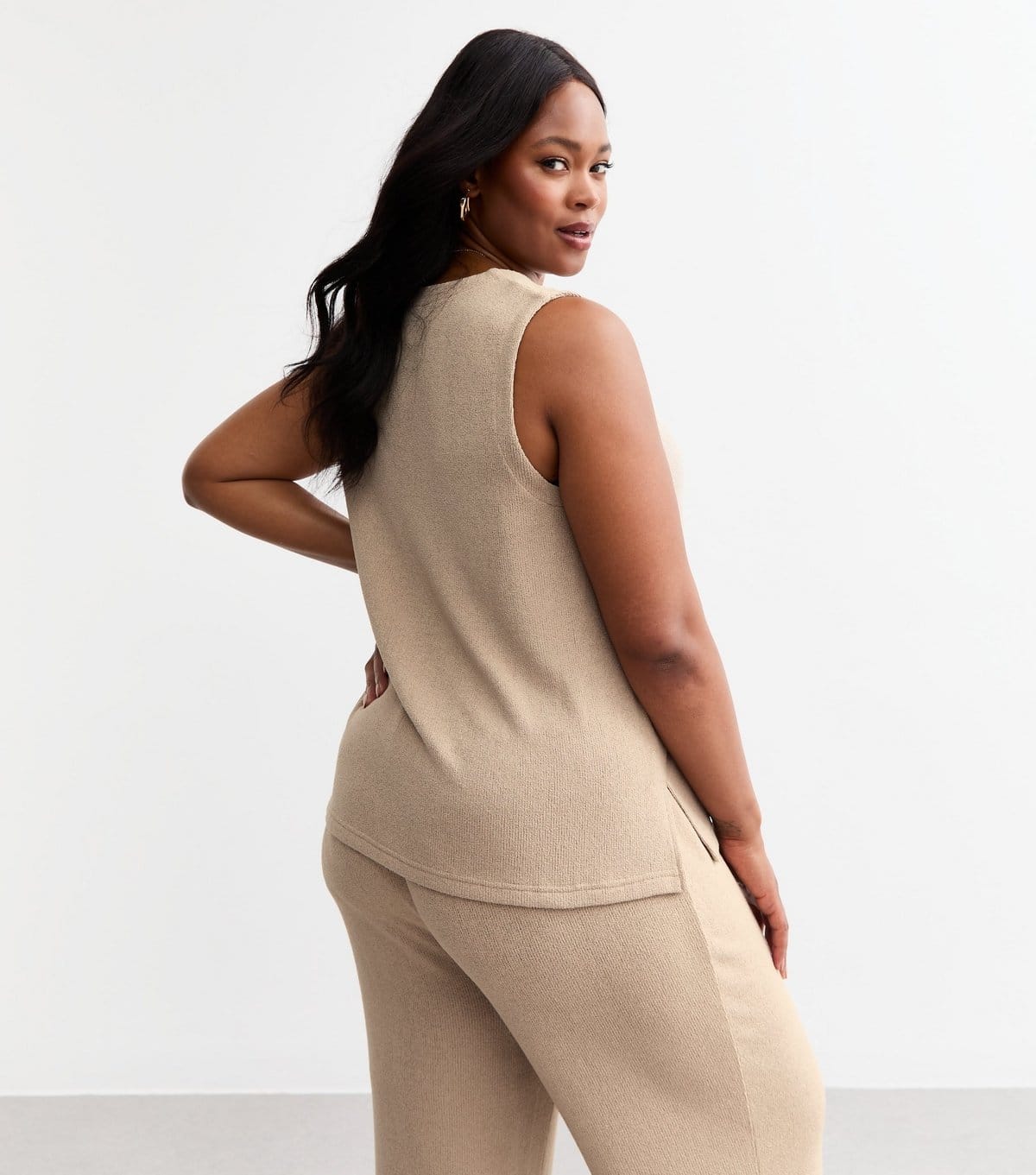 New Look Women's Plus Size Mink Button Through Knit Vest Curves New Look - 4