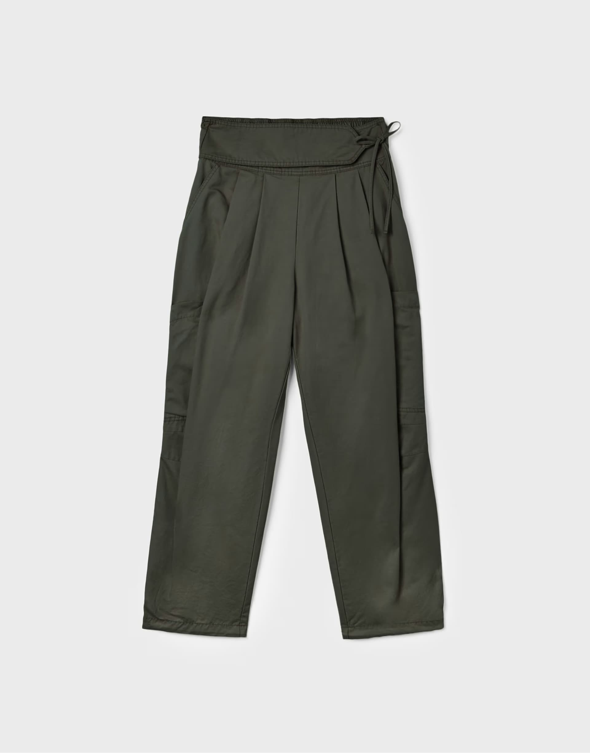 ASOS Stradivarius Cargo trousers with waist detail in green