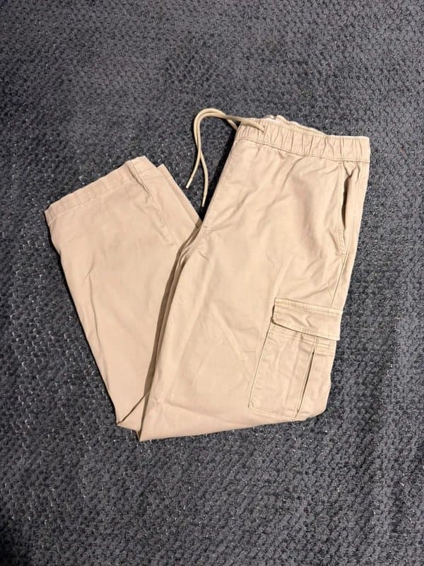 Bershka Bershka cargo pants beige
