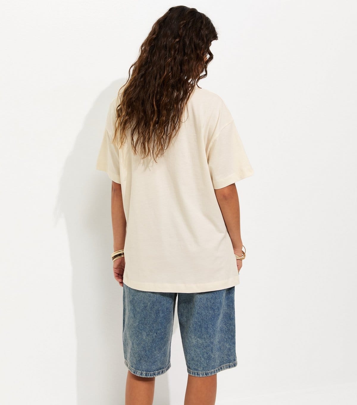 New Look Women's Off White Cotton Cowboy Boot Oversized T-Shirt New Look - 4