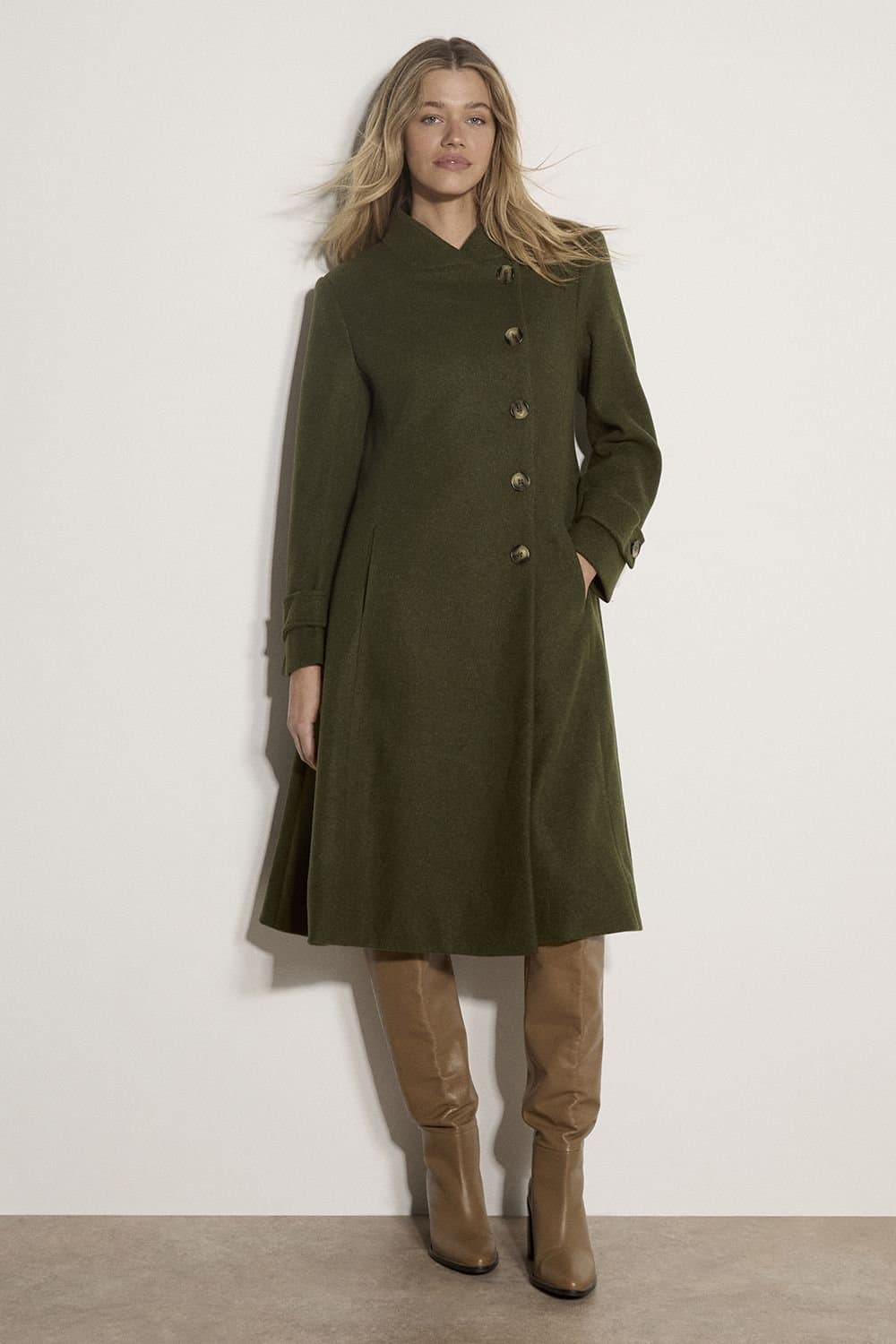 Apricot Apricot Women's Tailored Utility Coat in Khaki