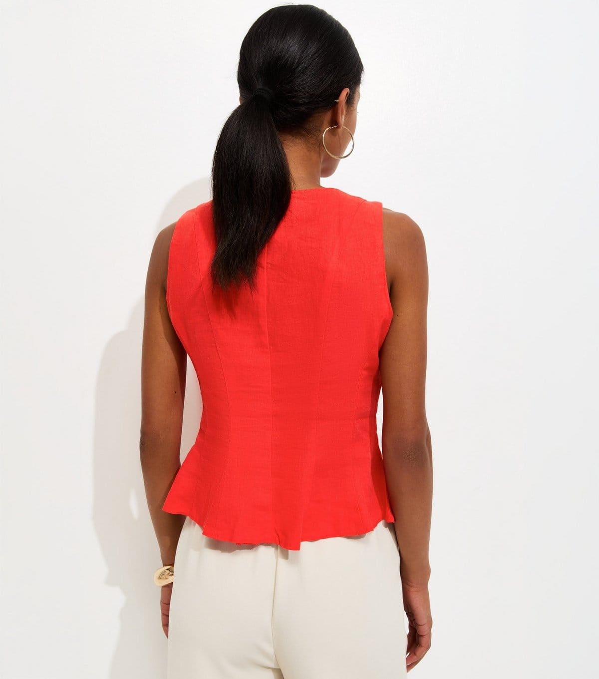 New Look Women's Bright Red Linen Rich Gold Tone Button Waistcoat New Look - 4