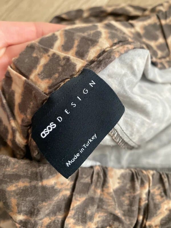 ASOS Design Leopard print wide leg trousers size M