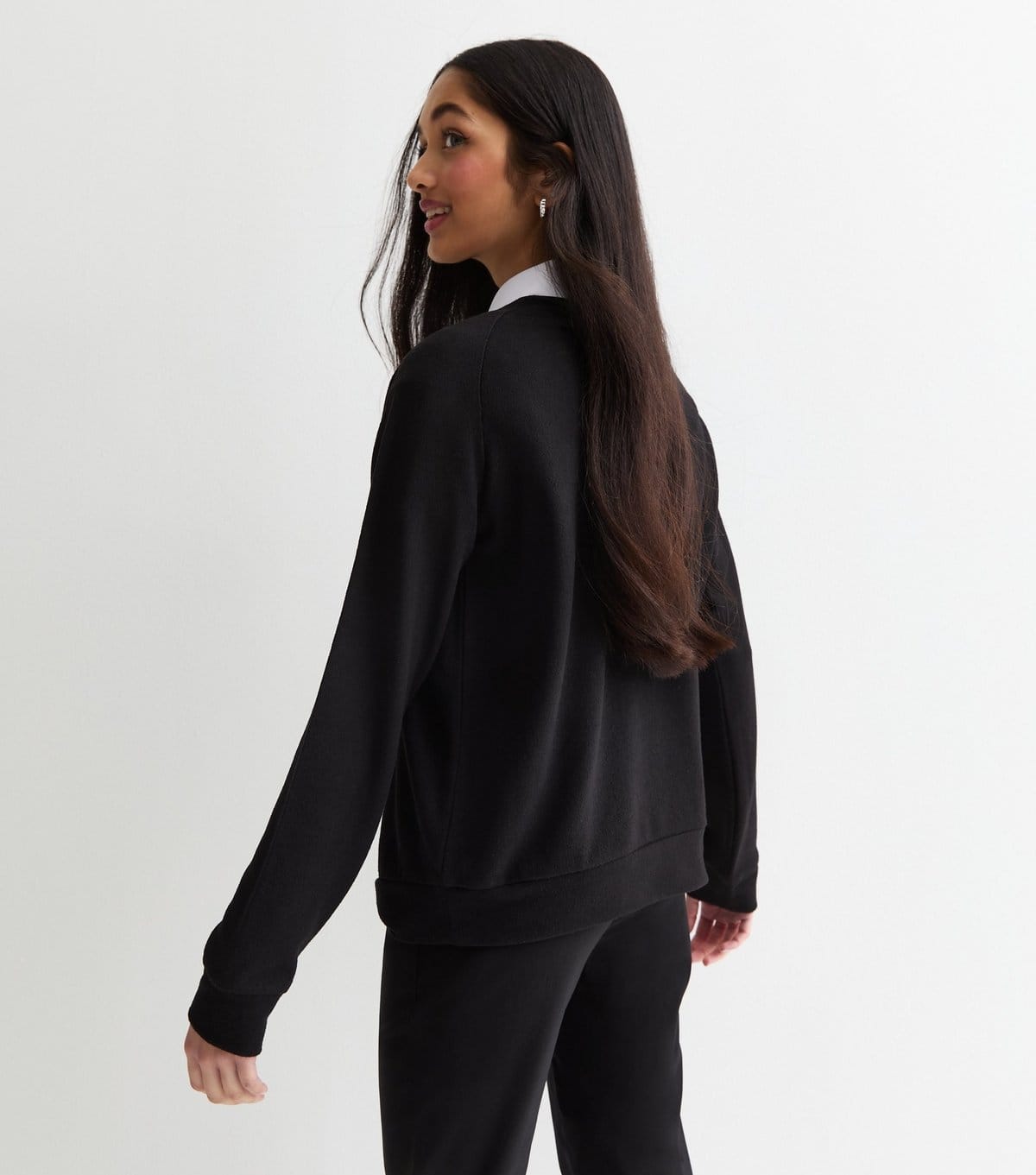 New Look Girls' Pack of 2 Black Crew Neck School Jumpers New Look - 4
