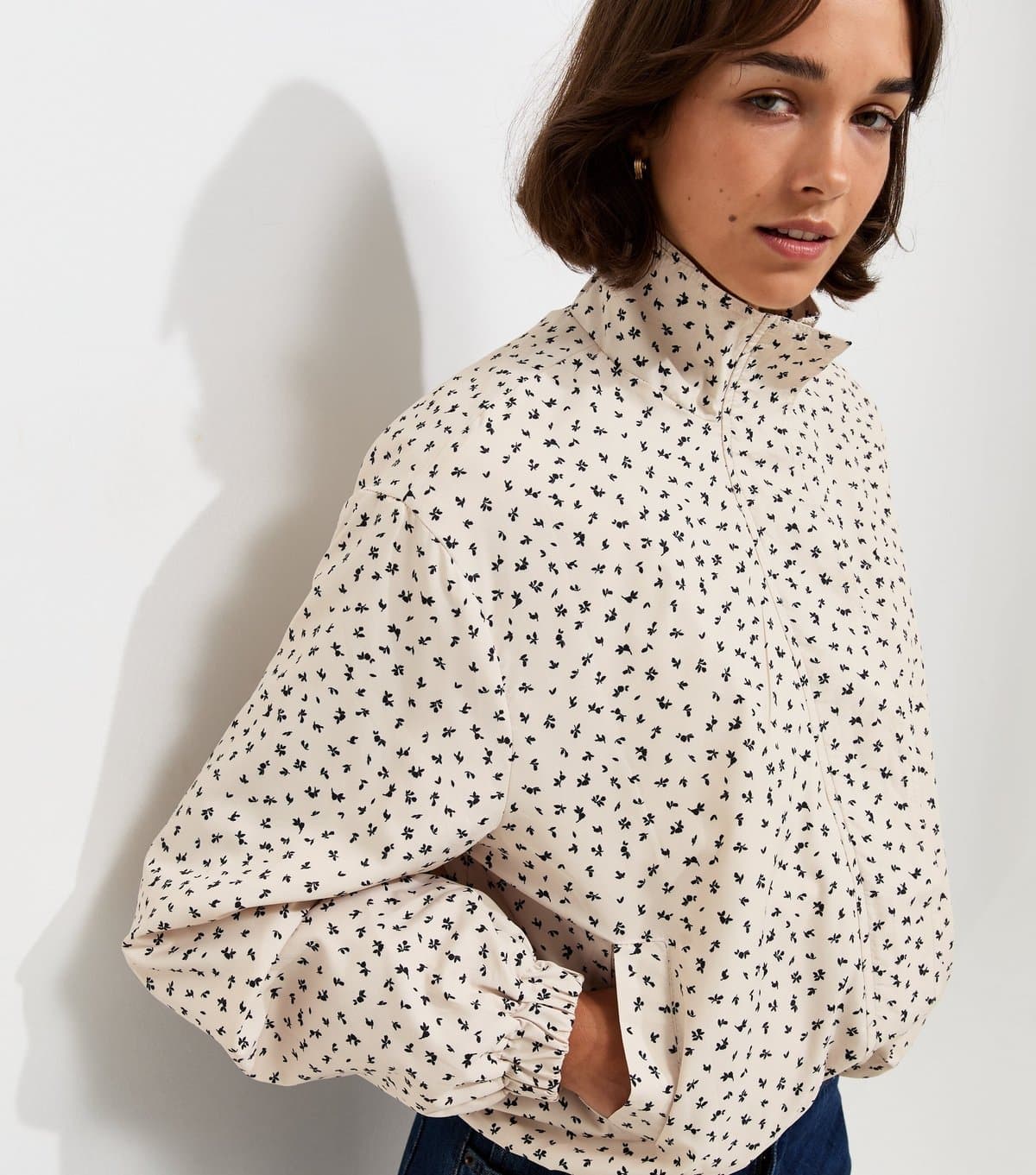 New Look Women's Cream Ditsy Floral Bubble Hem High Neck Jacket New Look