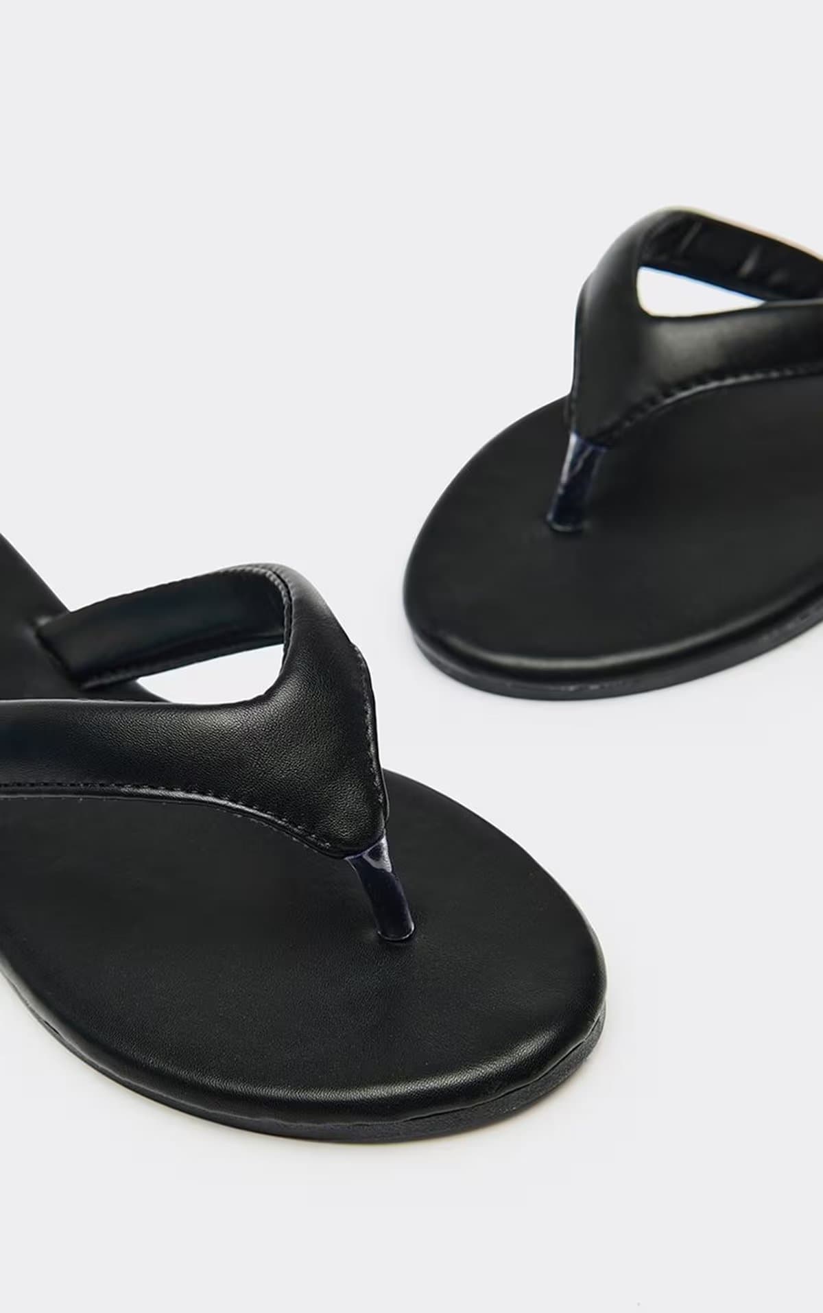 EGO Kidman Thong Strap Flat Slider Sandal In Black Faux Leather, Women's Size UK 4