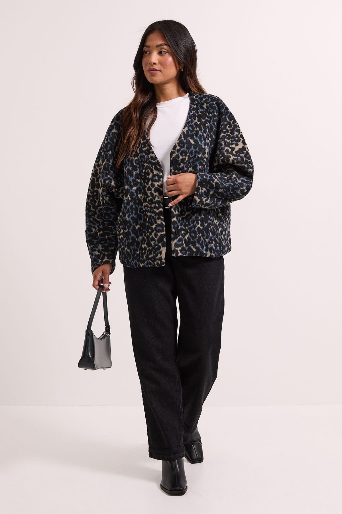 Dorothy Perkins Dorothy Perkins Women's Petite Short Collarless Animal Print Coat in Blue