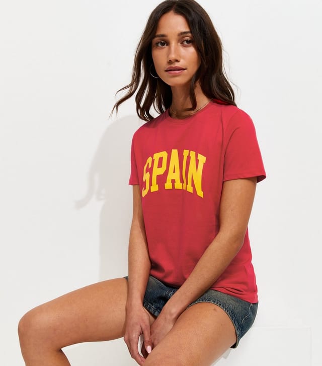 New Look Women's Bright Red Cotton Spain Logo T-Shirt New Look - 2