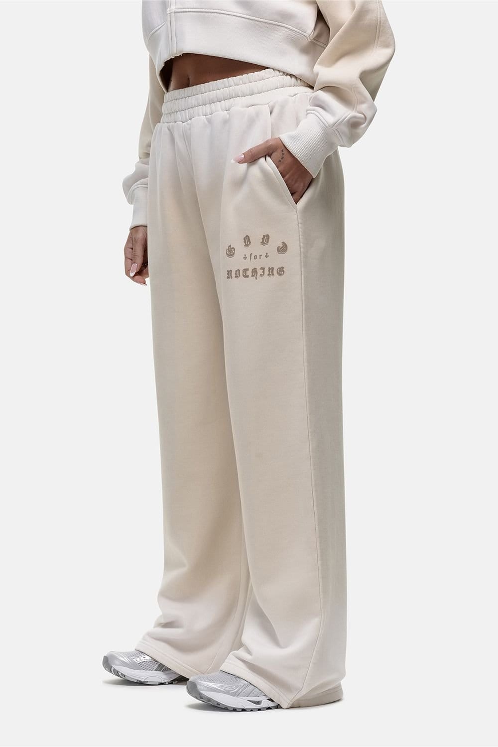 Good For Nothing Good For Nothing Women's Spray Effect Relaxed Wide Leg Jogger in Cream - 4
