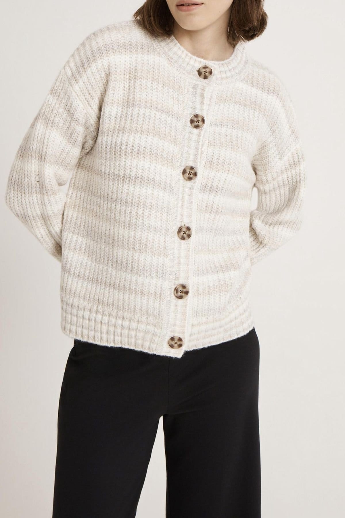 Finery London Finery London Women's Whitney Round Neck Knitted Cardigan in Warm White - 4