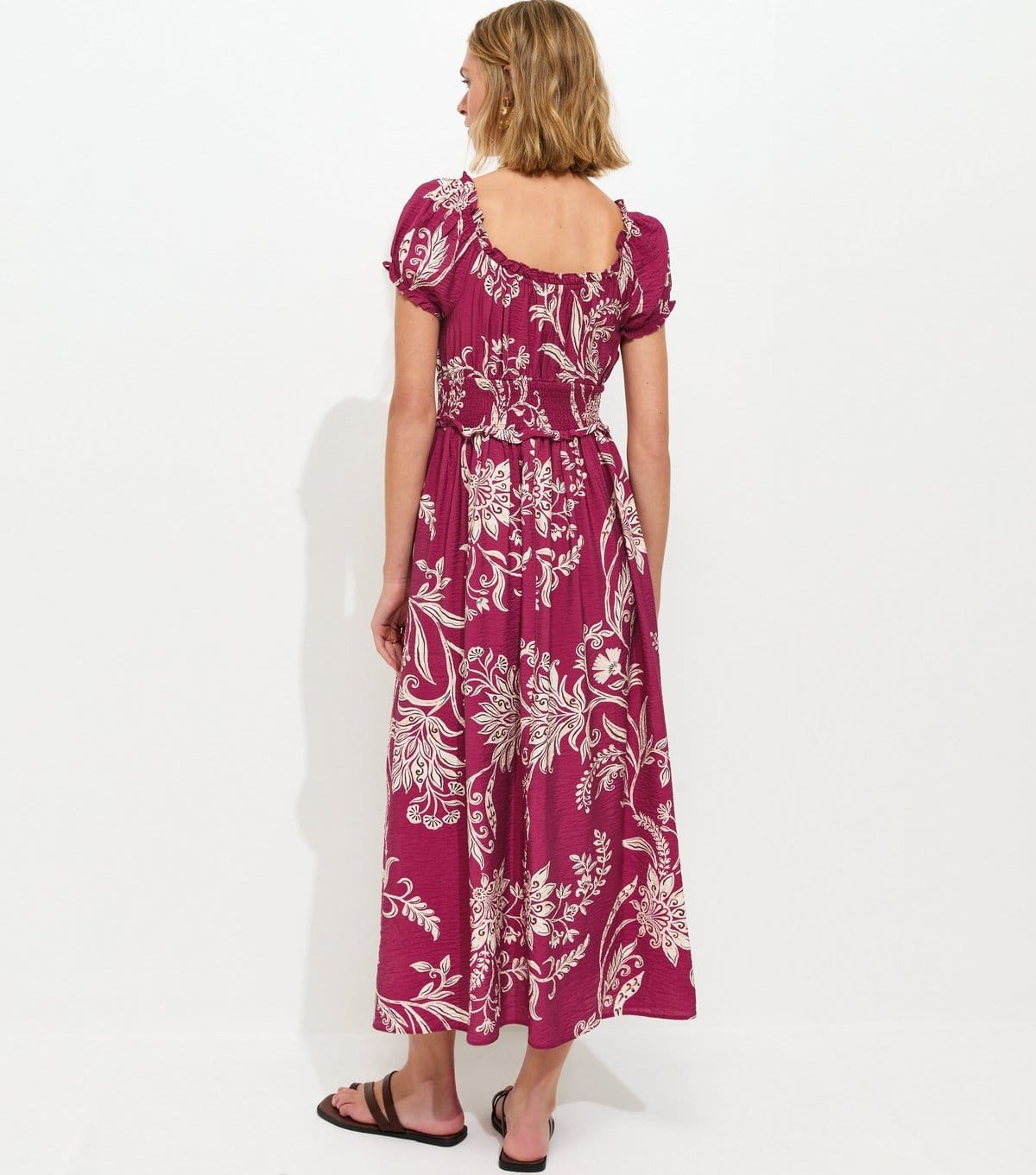 New Look Women's Burgundy Leaf Pattern Shirred Midi Dress New Look - 4
