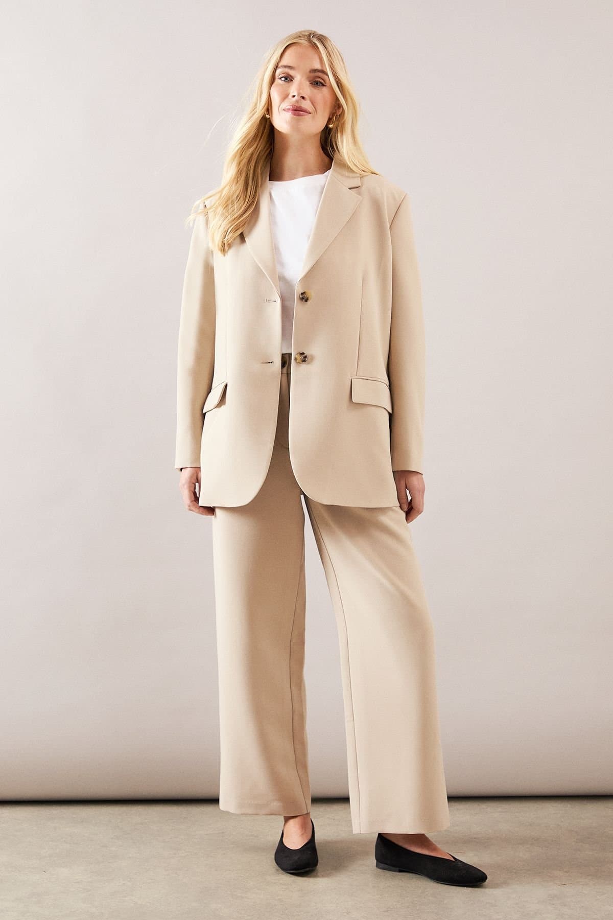 Wallis Wallis Women's Petite Single Breasted Two Button Blazer in Taupe