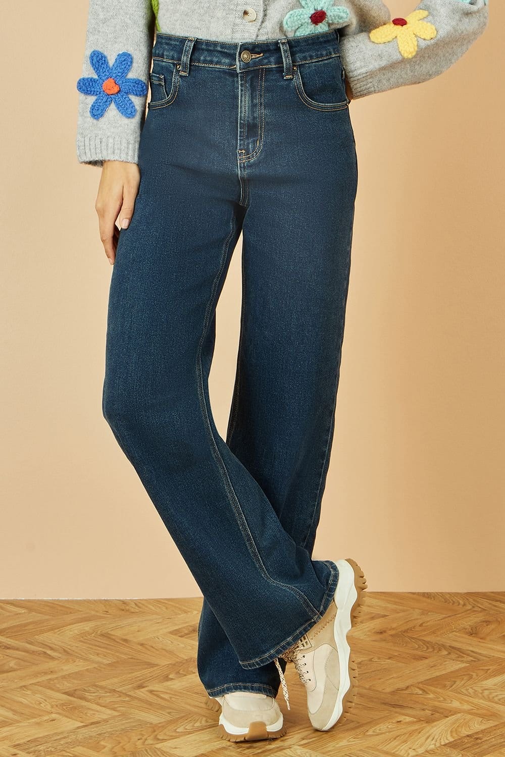 Yumi Yumi Women's Blue Dark Wash Stretch Wide Leg Jeans - 4