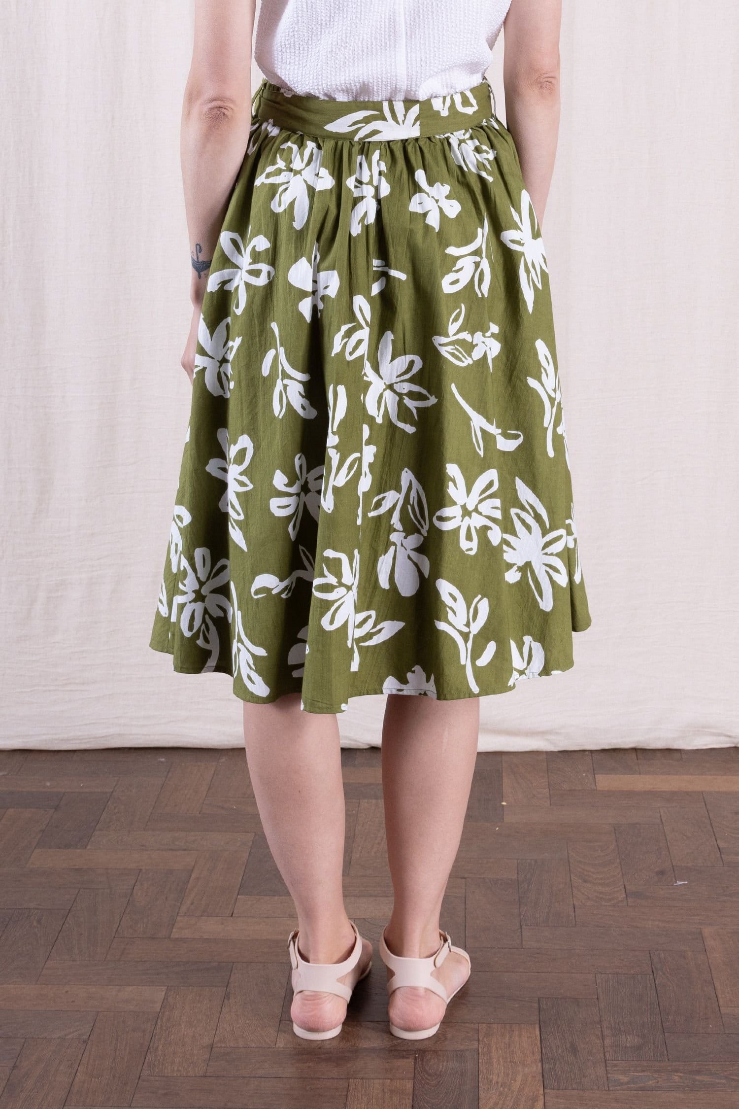 Nomads Clothing Nomads Clothing Women's Womens Cotton Poplin Swing Skirt in Green - 4
