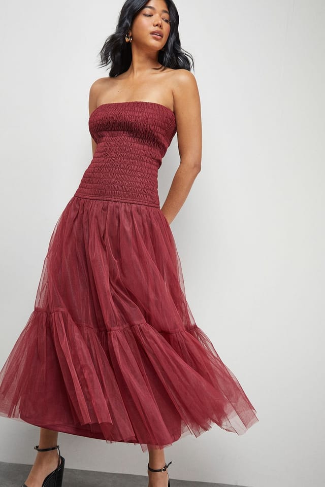 Warehouse Warehouse Women's Bandeau Sheering Tulle Maxi Dress in Wine - 2