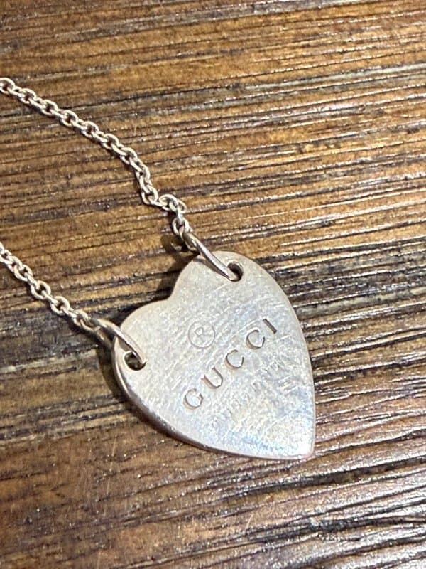 Gucci Gucci heart necklace