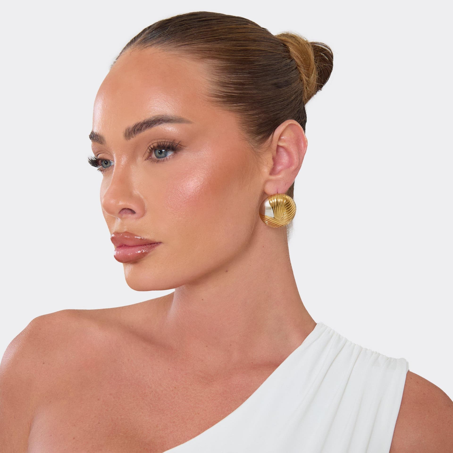 EGO EGO Gold Textured Round Stud Earrings, Women's Size UK 0