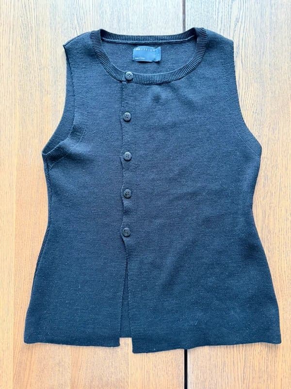 ASOS Design ASOS Design knitted asymmetric button front waistcoat with split black