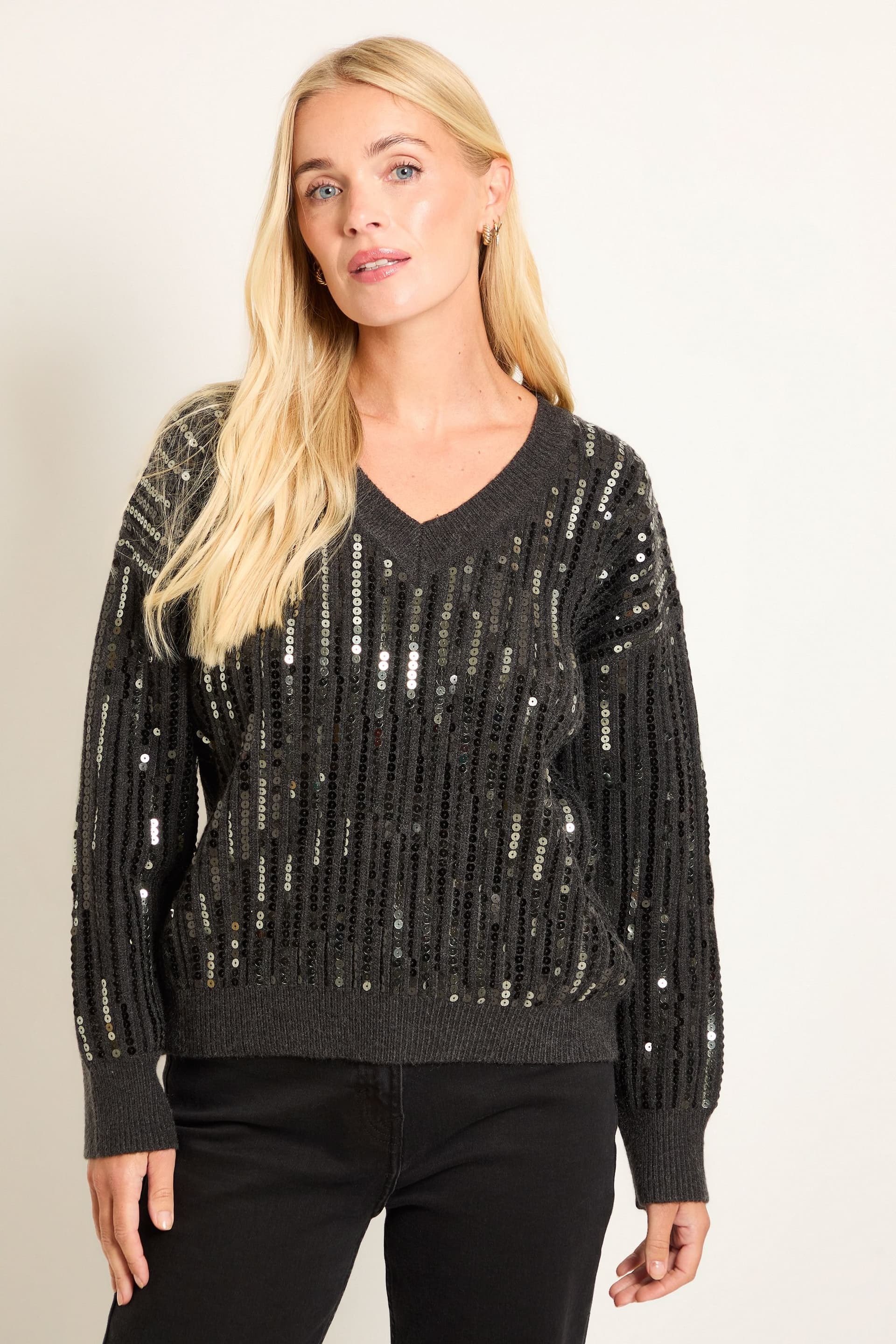 Wallis Wallis Women's Petite V Neck Sequin Jumper in Grey