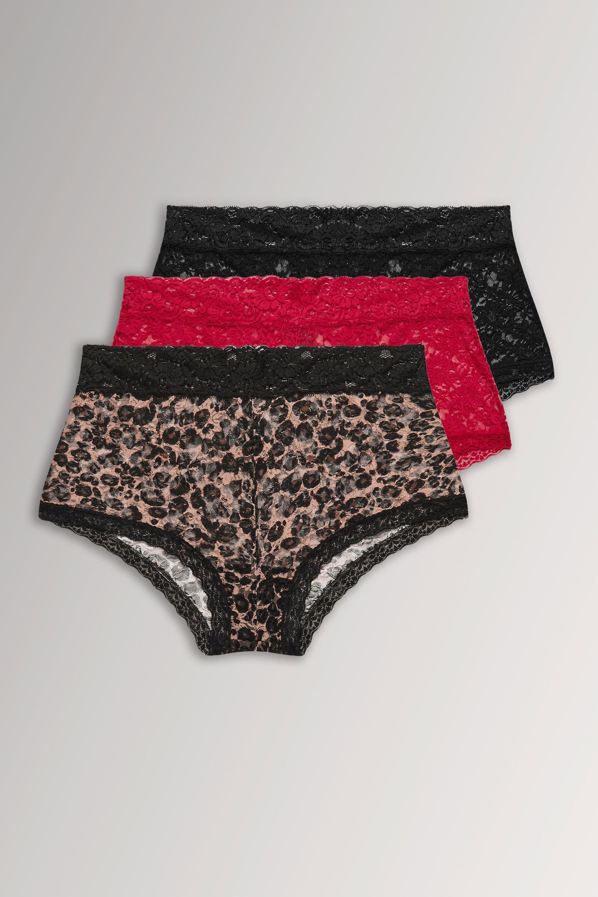Yours Plus Size 3 Pack Red & Black Leopard Print Lace Mid Rise Shorts