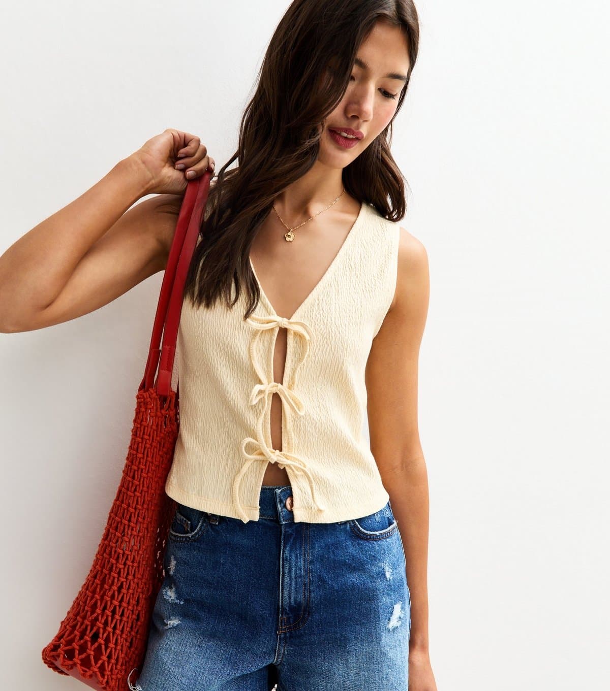 New Look Women's Light Yellow Crinkle Texture Tie Front Vest Top New Look