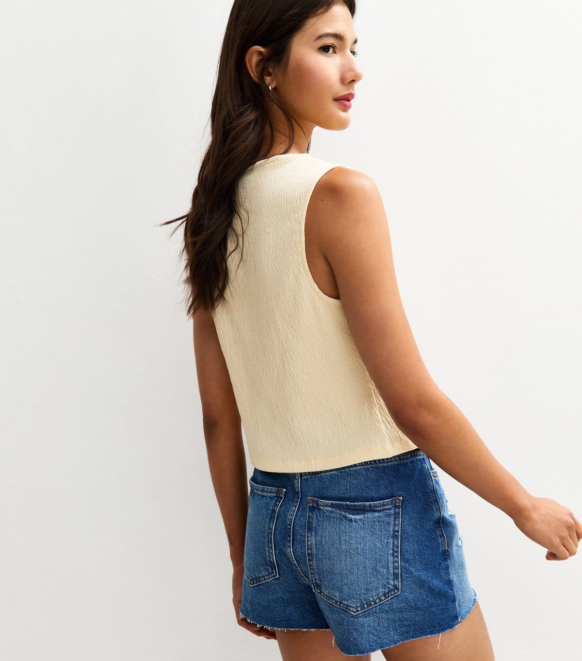 New Look Women's Light Yellow Crinkle Texture Tie Front Vest Top New Look - 4