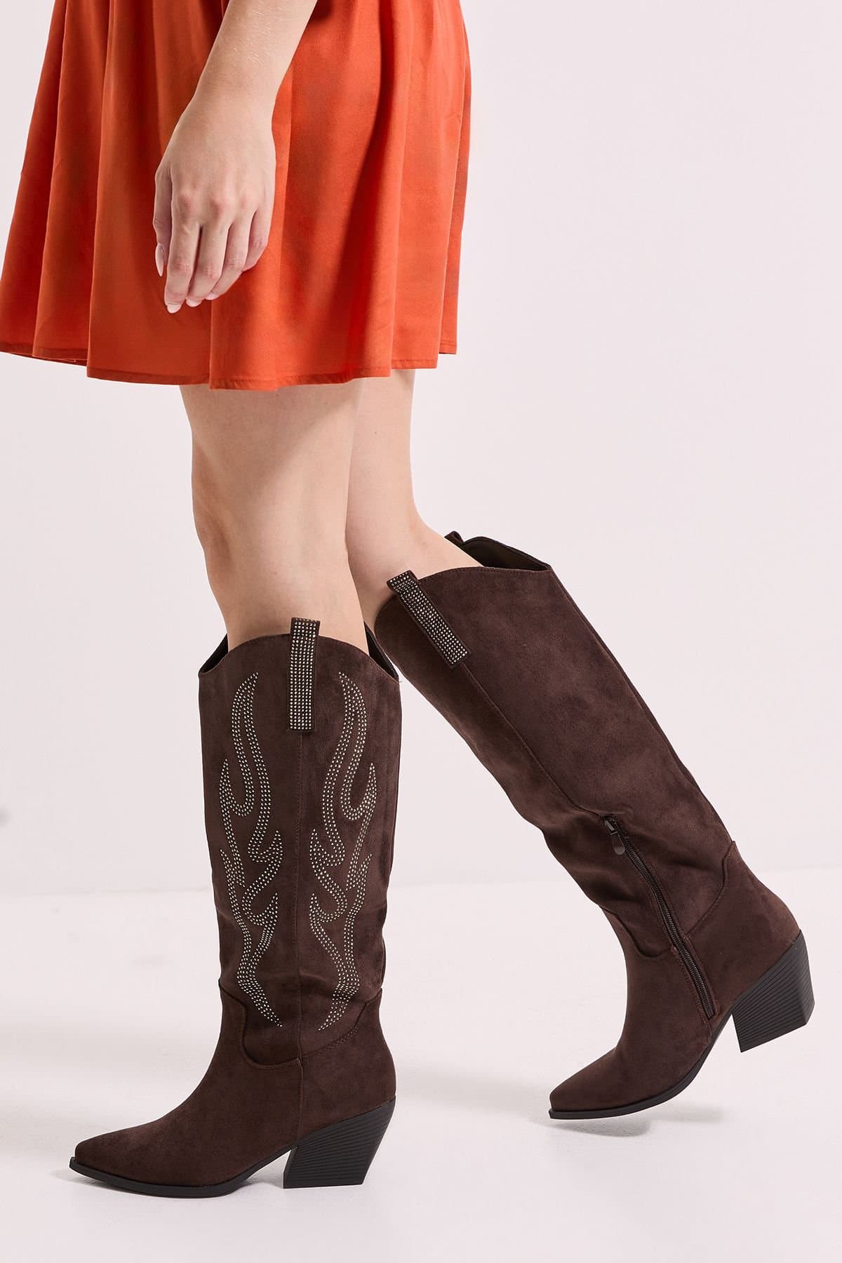 Faith Faith Women's : Remi Faux Suede Knee High Western Cowboy Boots in Chocolate