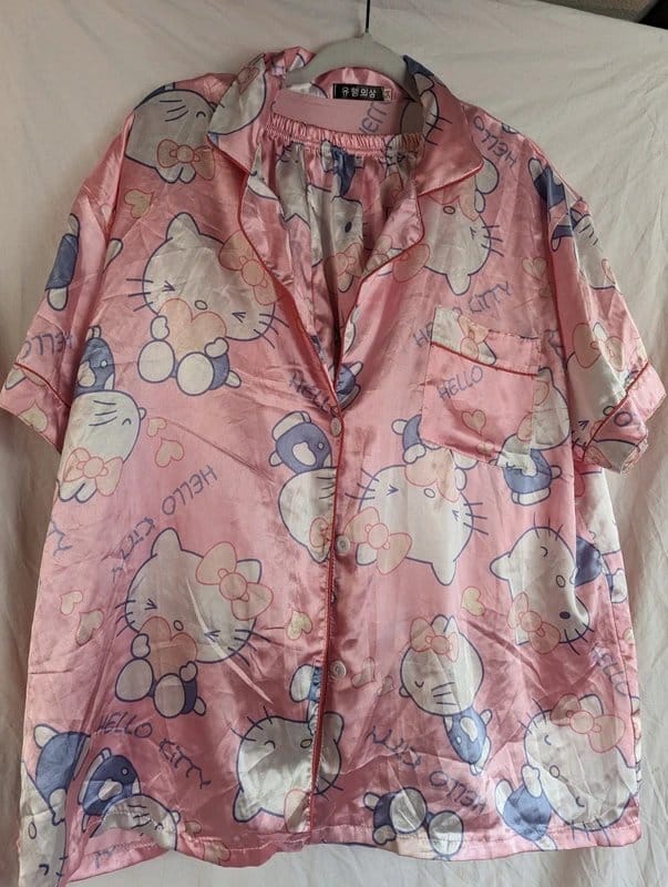 Hello Kitty Amazing kawaii hello kitty pajama set basketball shorts and shirt satin retro deadstock y2k 90s - 1