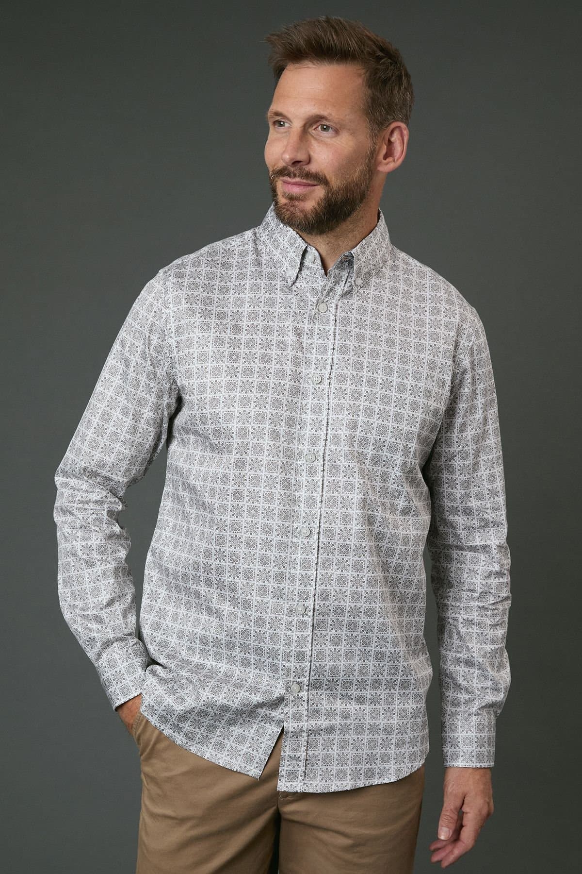 Maine Maine Men's White Tile Print Long Sleeve Shirt