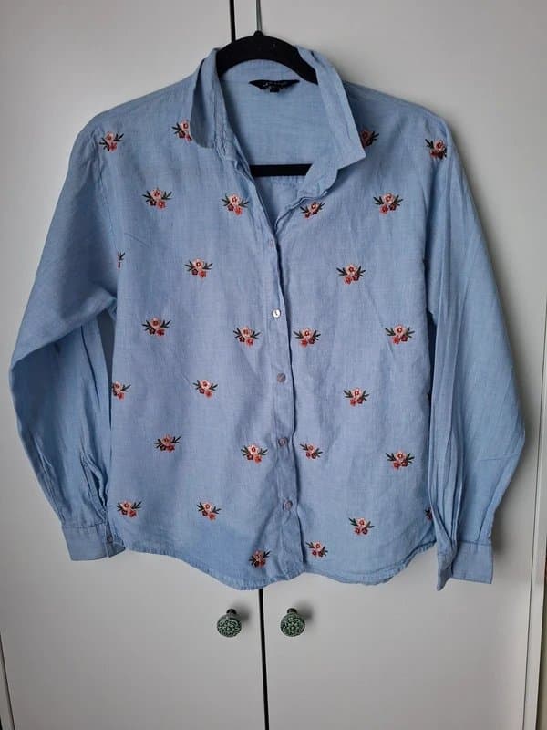 New Look New look blue long sleeve embroidered shirt
