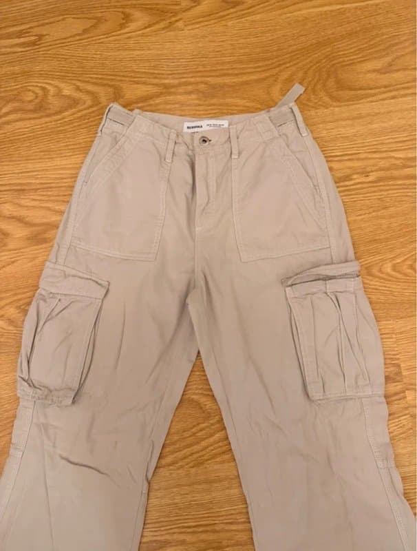 Bershka Women's grey cargo pants