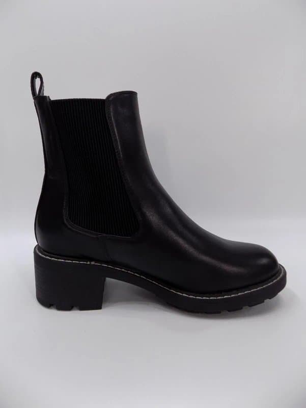 New Look New Look Chelsea Boots Wide Fit UK 7 EU 40 Womens Black Low Heel Chunky Comfort