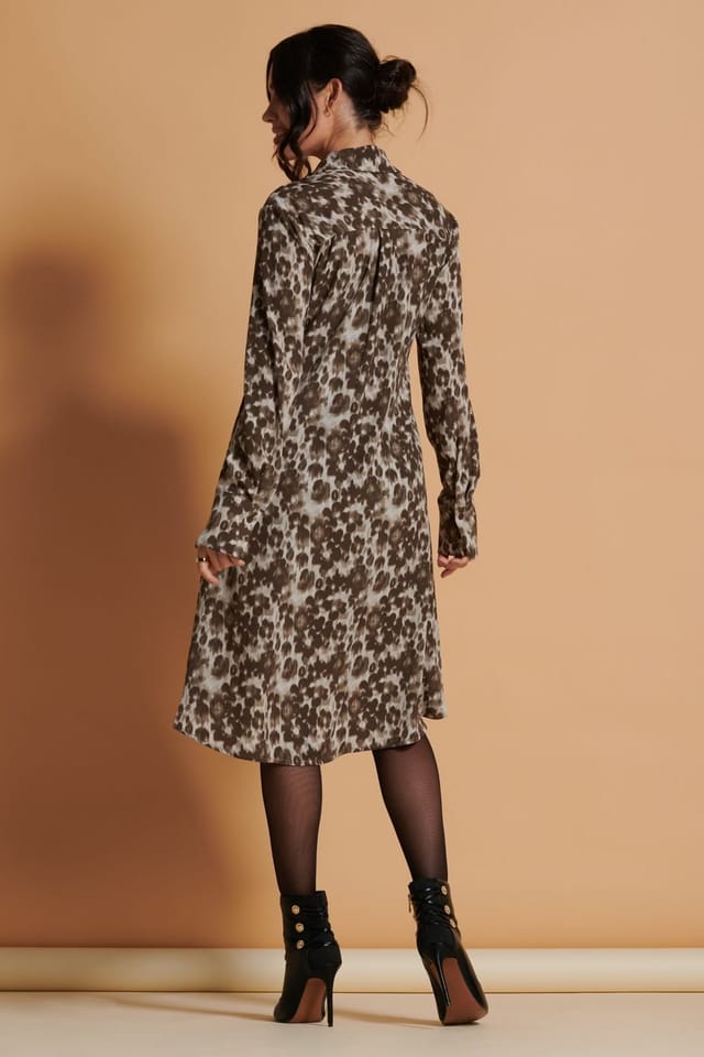 Jolie Moi Jolie Moi Women's Abstract Print Dipped Hem Shirt Dress in Taupe - 2