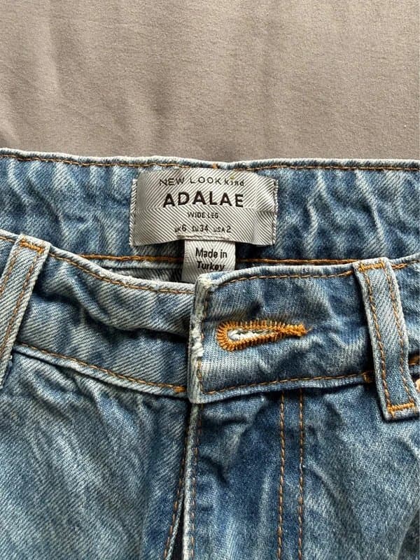 New Look New Look- Wide legged blue jeans UK 6