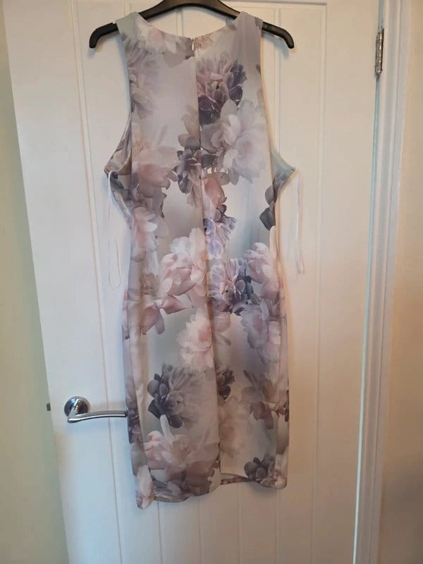 New Look Multi Floral Bodycon Dress Size 18