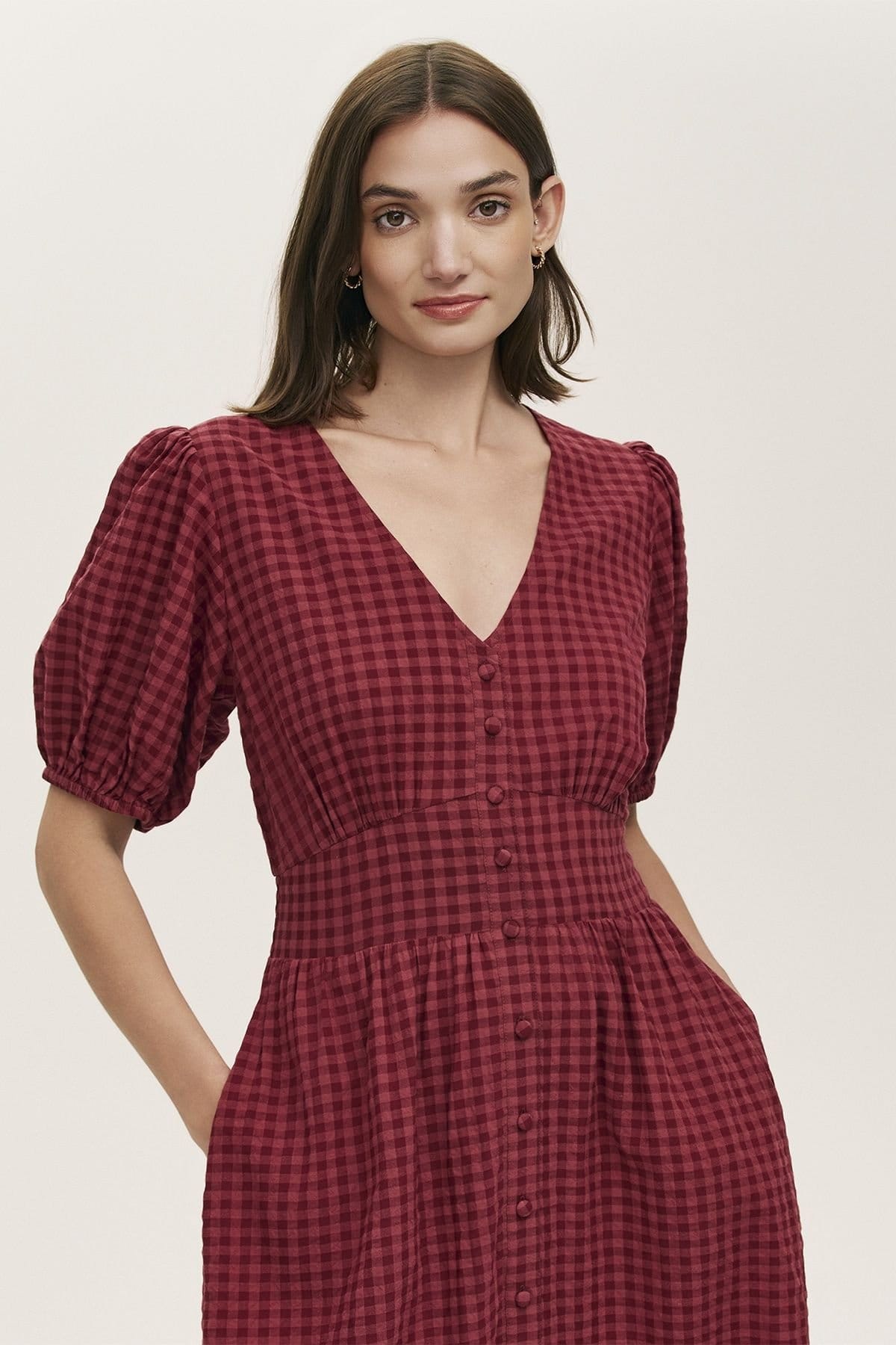 Finery London Finery London Women's Petite Addison Seersucker Midi Dress in Aubergine - 4