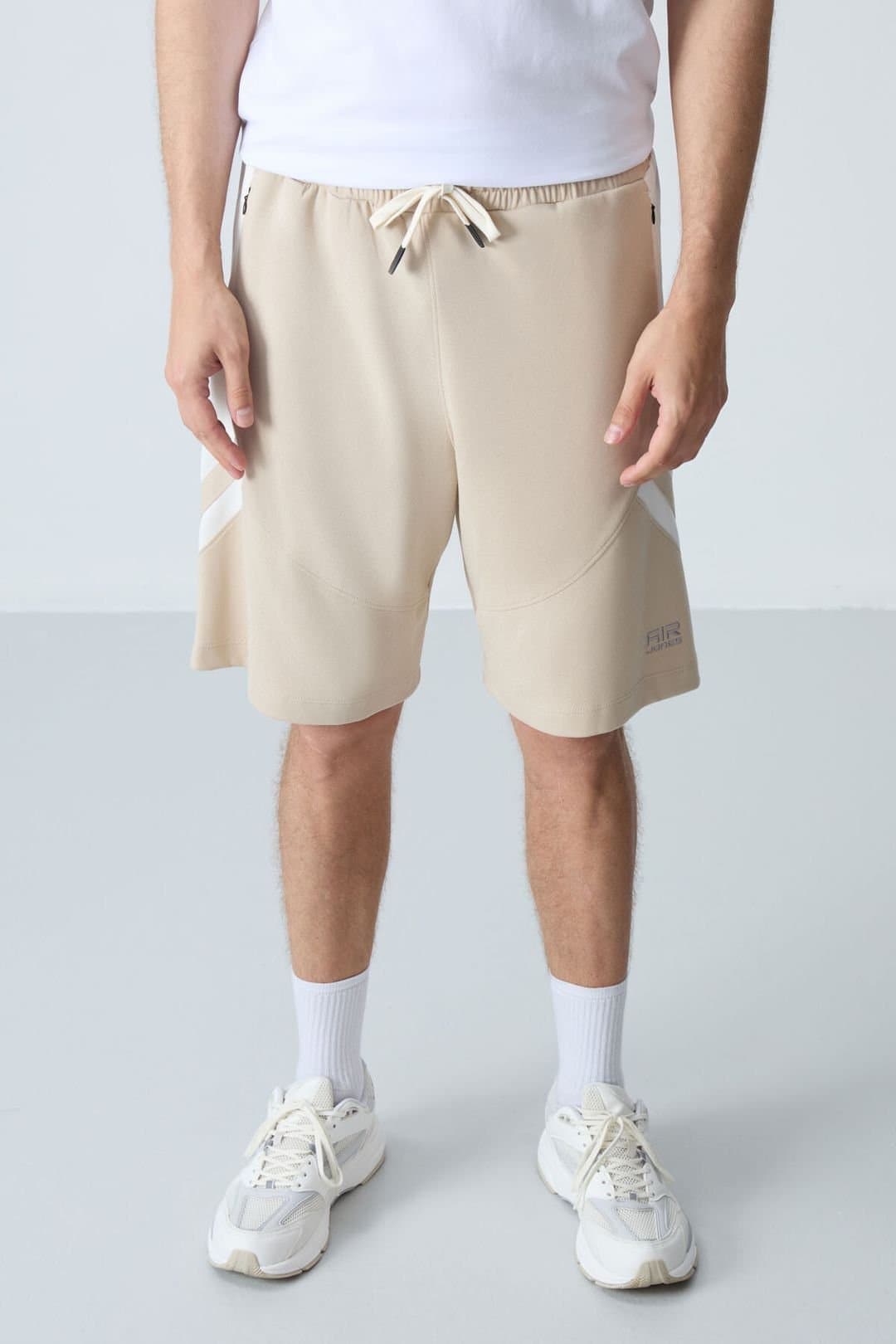 Tommy Life Tommy Life Men's Fleece Sweat Shorts in Beige