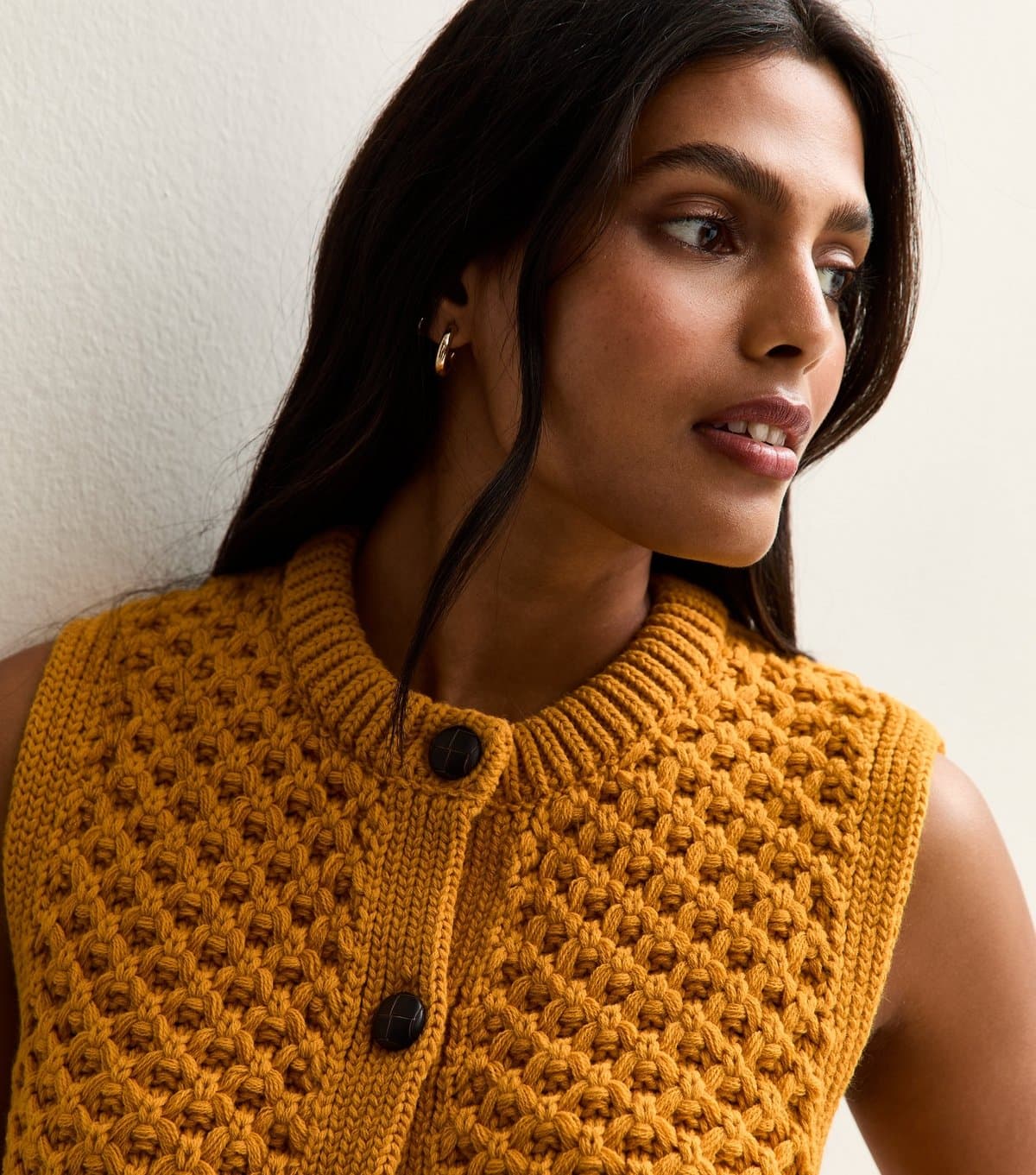 New Look Women's Dark Yellow Moss Stitch Buttoned Waistcoat New Look