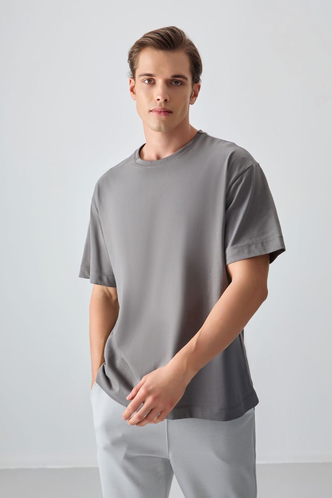 Tommy Life Tommy Life Men's Oversized Cotton Crew Neck T-Shirt in Dark Grey - 4