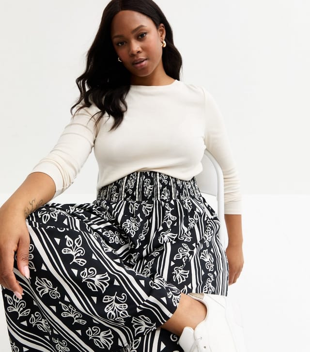 New Look Women's Plus Size Abstract Black Palazzo Wide Leg Trousers Curves New Look - 2