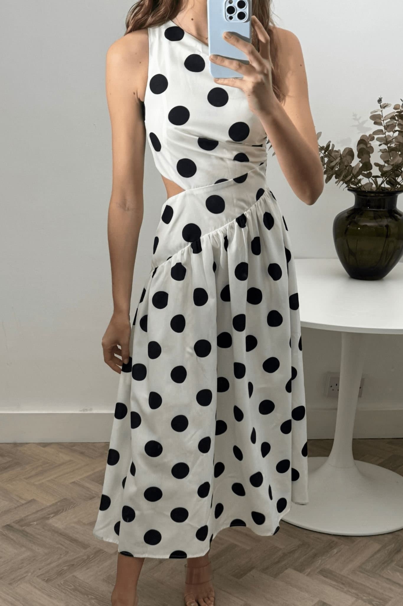 Style Cheat Style Cheat Women's Jasmine One-Shoulder Cut-Out Midi Mono Dress in White