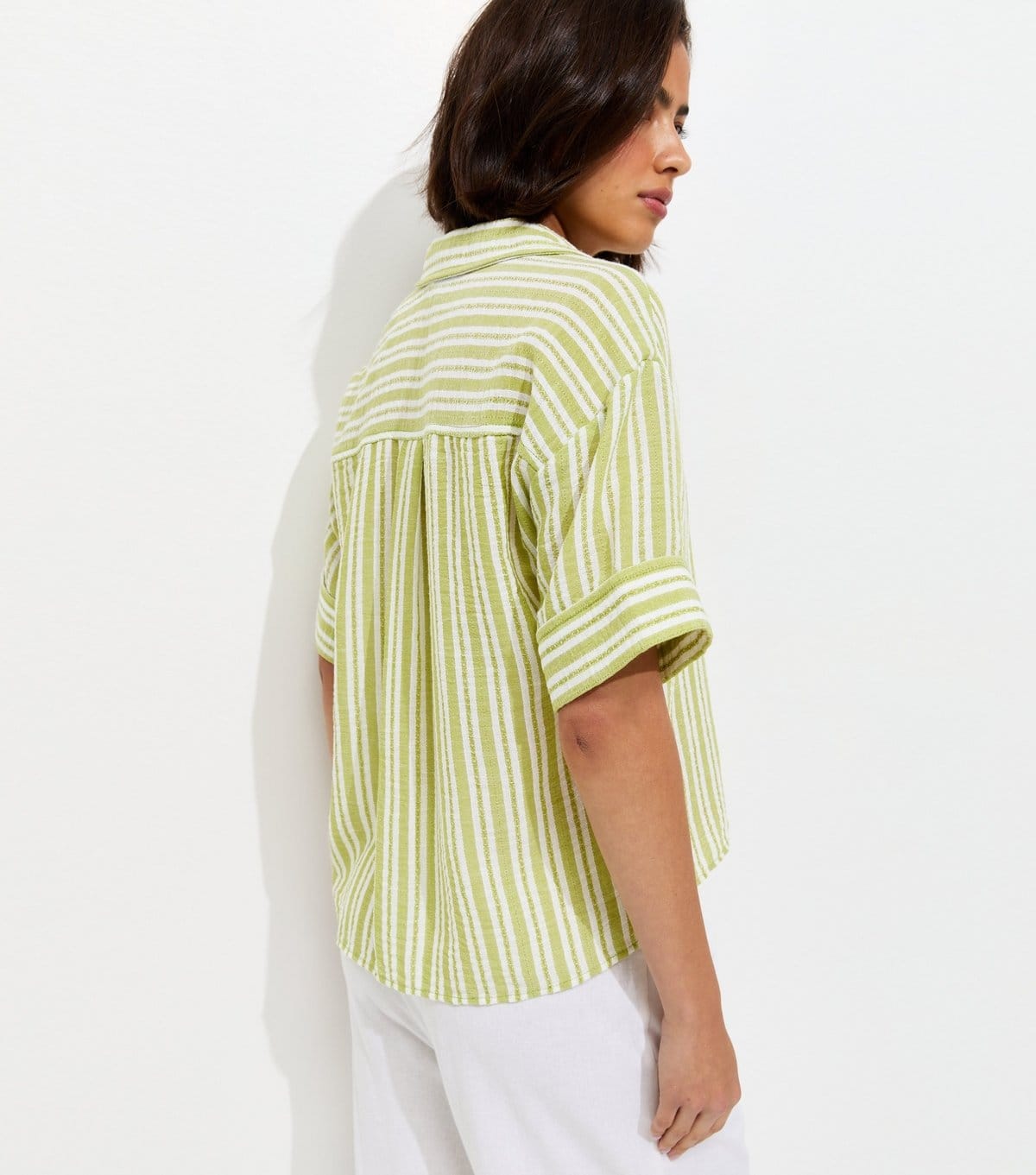 New Look Women's Green Striped Cropped Short Sleeve Shirt New Look - 4