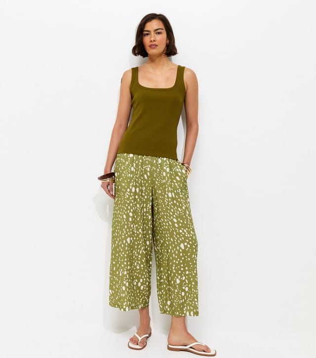 New Look Women's Green Spot Print Cropped Wide Leg Trousers New Look - 3