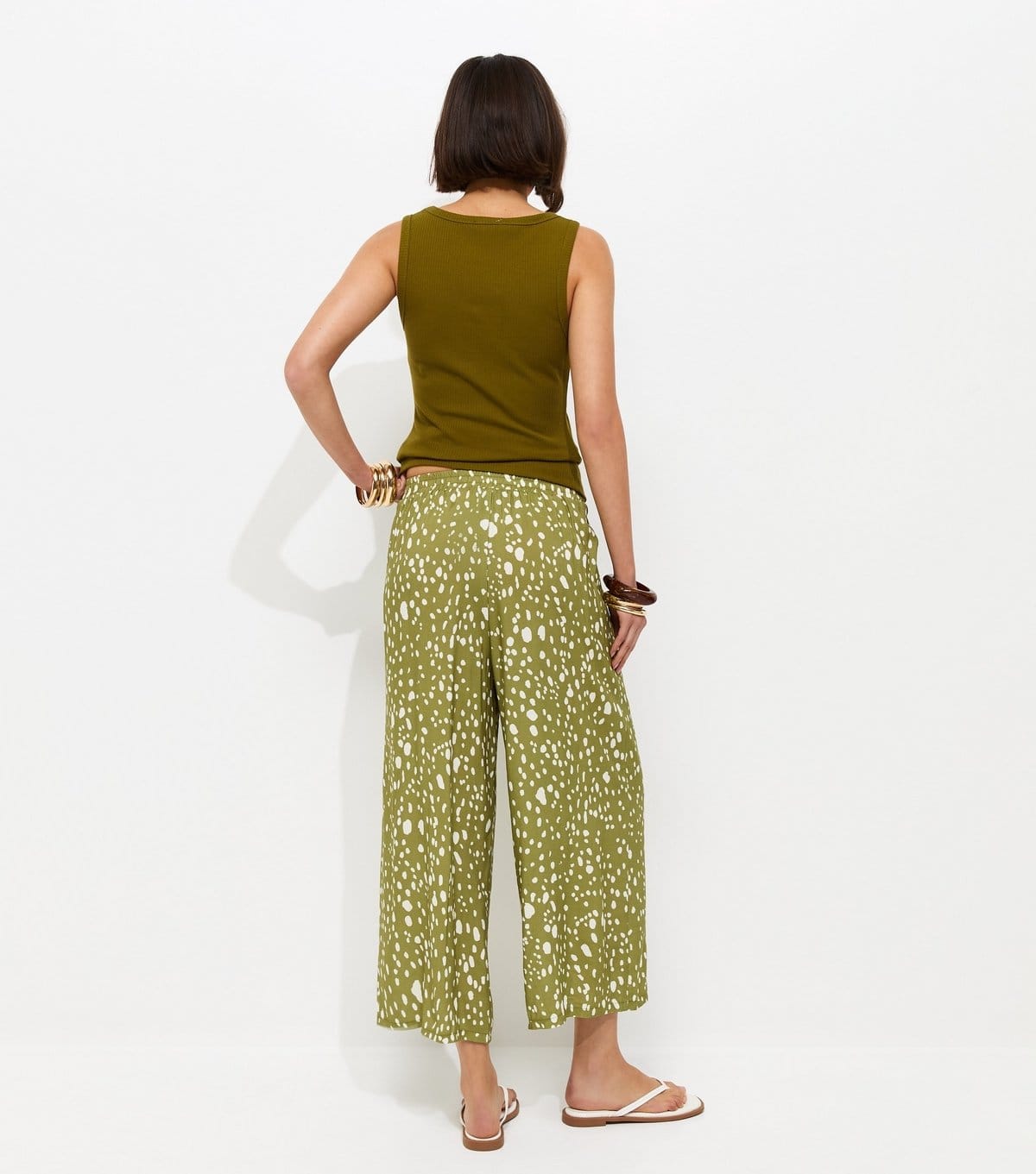 New Look Women's Green Spot Print Cropped Wide Leg Trousers New Look - 4